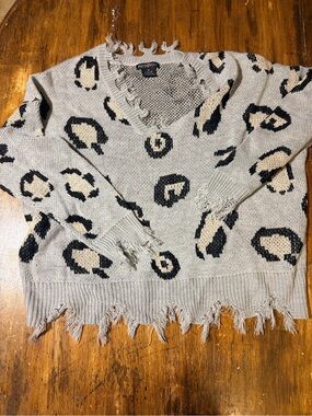 Runway Distressed Leopard V-Neck Sweater - Light Gray, Black, Cream